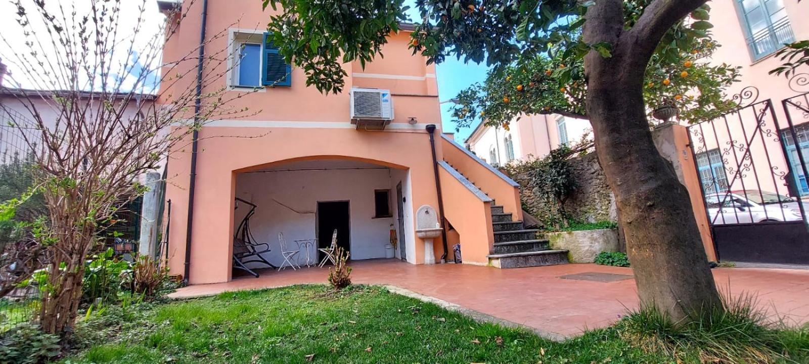 Casa Luigia Rooms Mtb In Finalborgo Bike Room Tour Ebike Trekking Finale Ligure Eksteriør billede