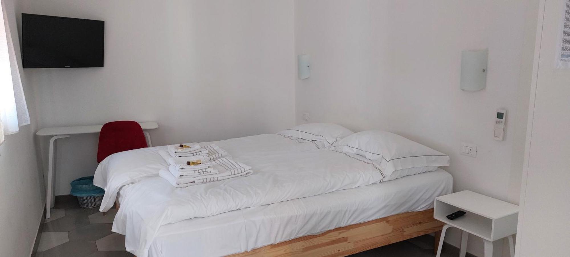 Casa Luigia Rooms Mtb In Finalborgo Bike Room Tour Ebike Trekking Finale Ligure Eksteriør billede