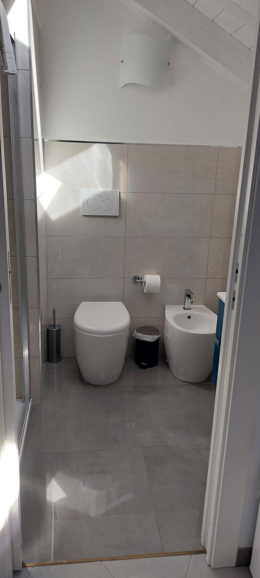 Casa Luigia Rooms Mtb In Finalborgo Bike Room Tour Ebike Trekking Finale Ligure Eksteriør billede